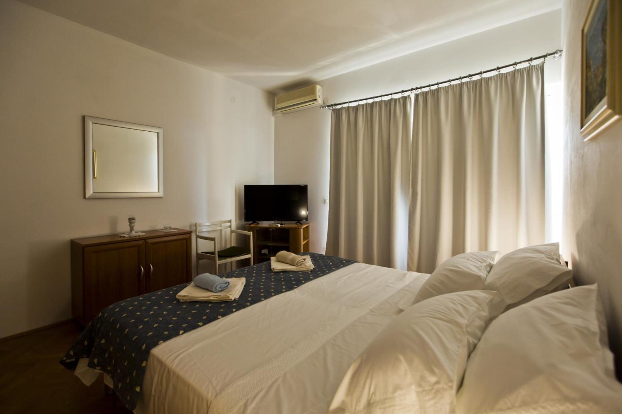 Villa Lucija Hvar Town Habitación foto